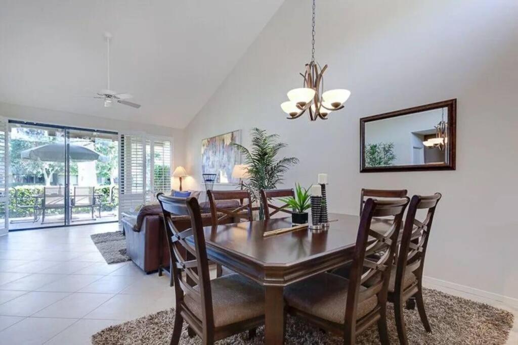 Private Country Club Condo On Awesome Golf Course! بالم ديزرت المظهر الخارجي الصورة